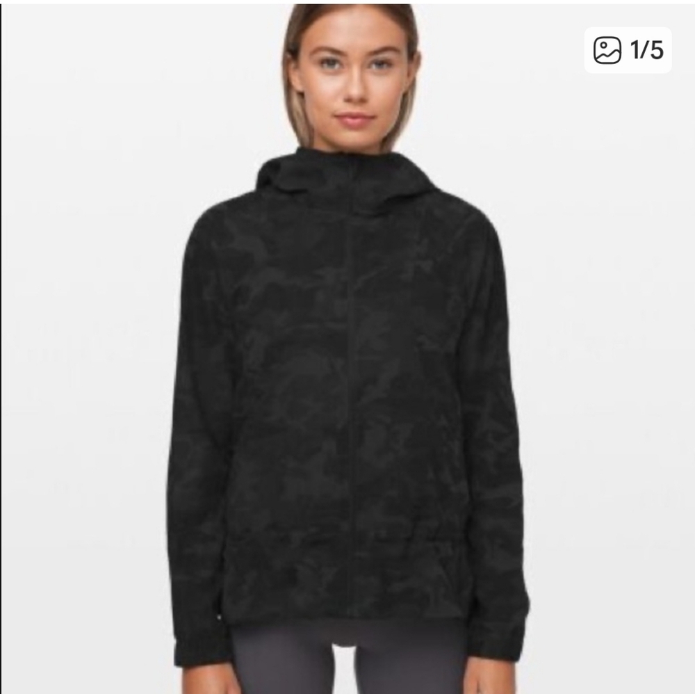 Lululemon Athletica Black And Gray Camo Sweatshirt